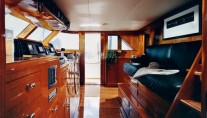 Motor yacht Keldi -  Wheelhouse